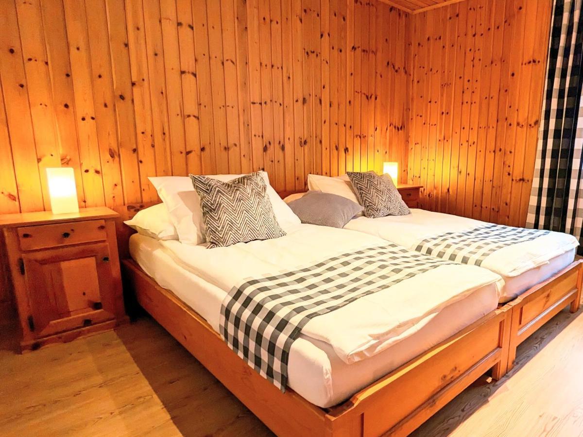 Ferienwohnungen Wallis - Randa Bei Zermatt Exterior photo